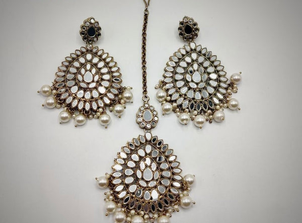 Kundan Beads Earrings with Maang Tikka